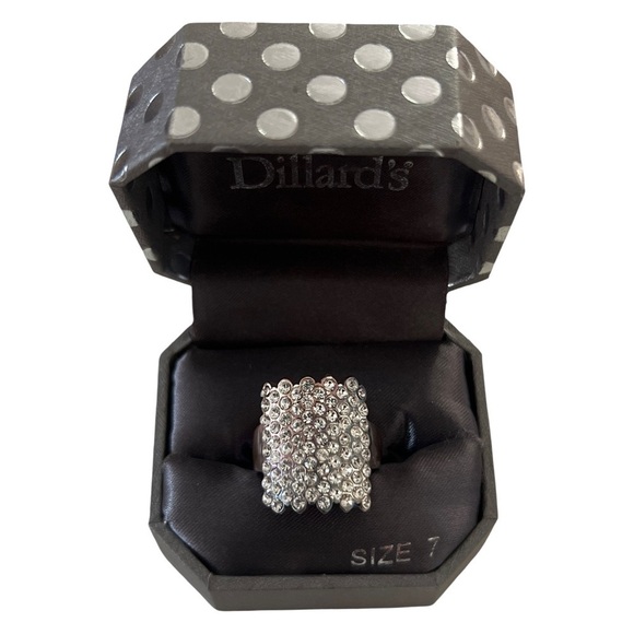 Silver Crystal Statement Cocktail Party Ring - Picture 7 of 9